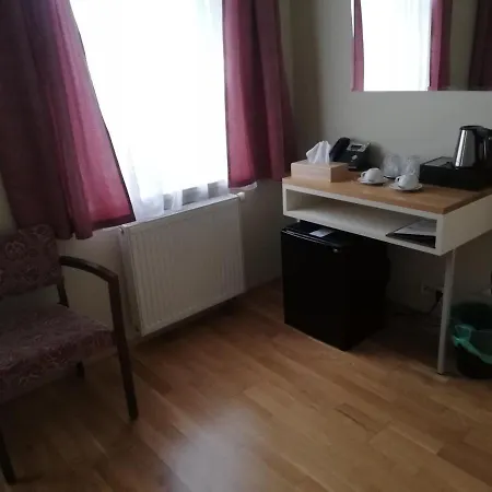 Lipa Πανσιόν