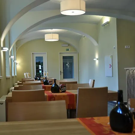 Lipa Guest house
